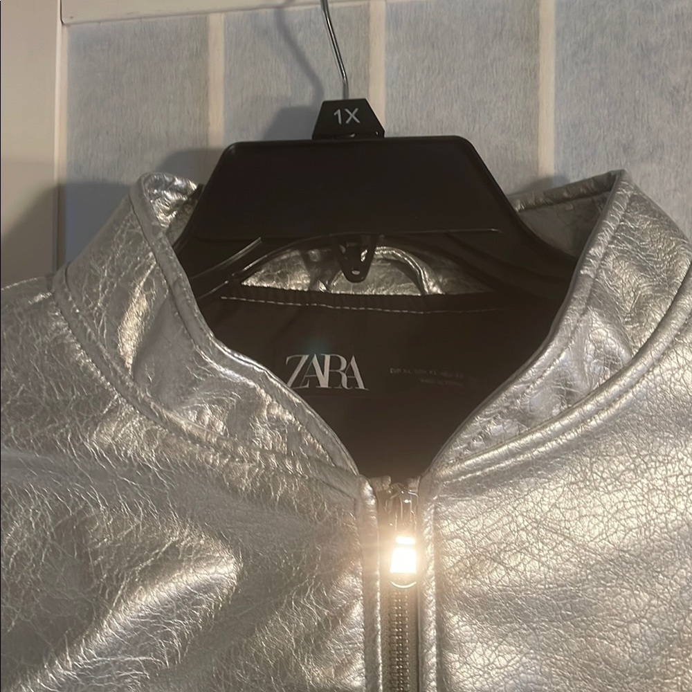Zara Silver Bomber Jacket with Stand-Up Collar and Elasticized Cuffs - Picture 6 of 8